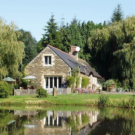 Gites De Lenvos Pontivy Buitenkant foto